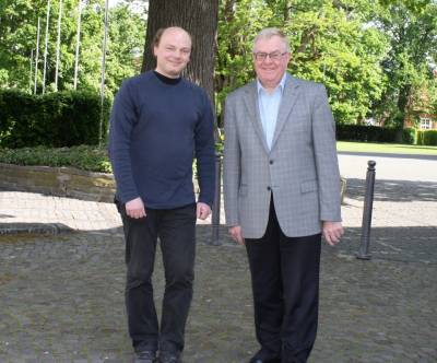Reinhold Sendker und Michael Sturm trafen sich zum Gespräch in Warendorf. - Reinhold Sendker und Michael Sturm trafen sich zum Gespräch in Warendorf.