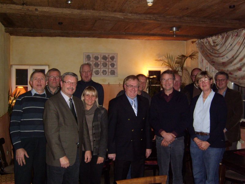 Reinhold Sendker traf sich mit dem Vorstand der Telgter CDU zum Informationsaustausch.
